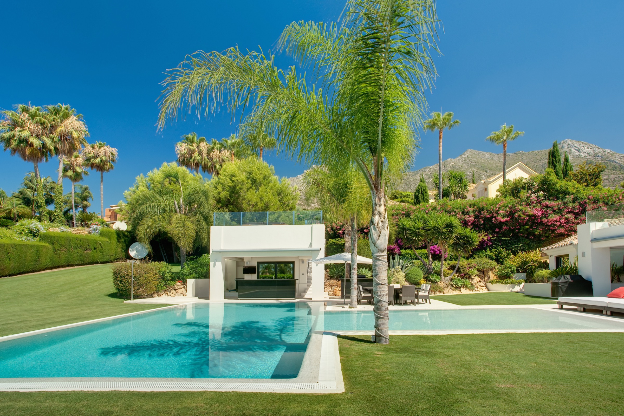 Pool with mountain views, Mallorca